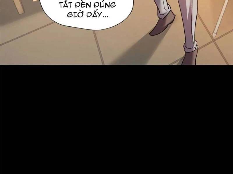 Truyện Tranh Trọng Sinh Không Làm Chạn Vương, Tôi Một Mình Nạp Game Thăng Cấp trang 4